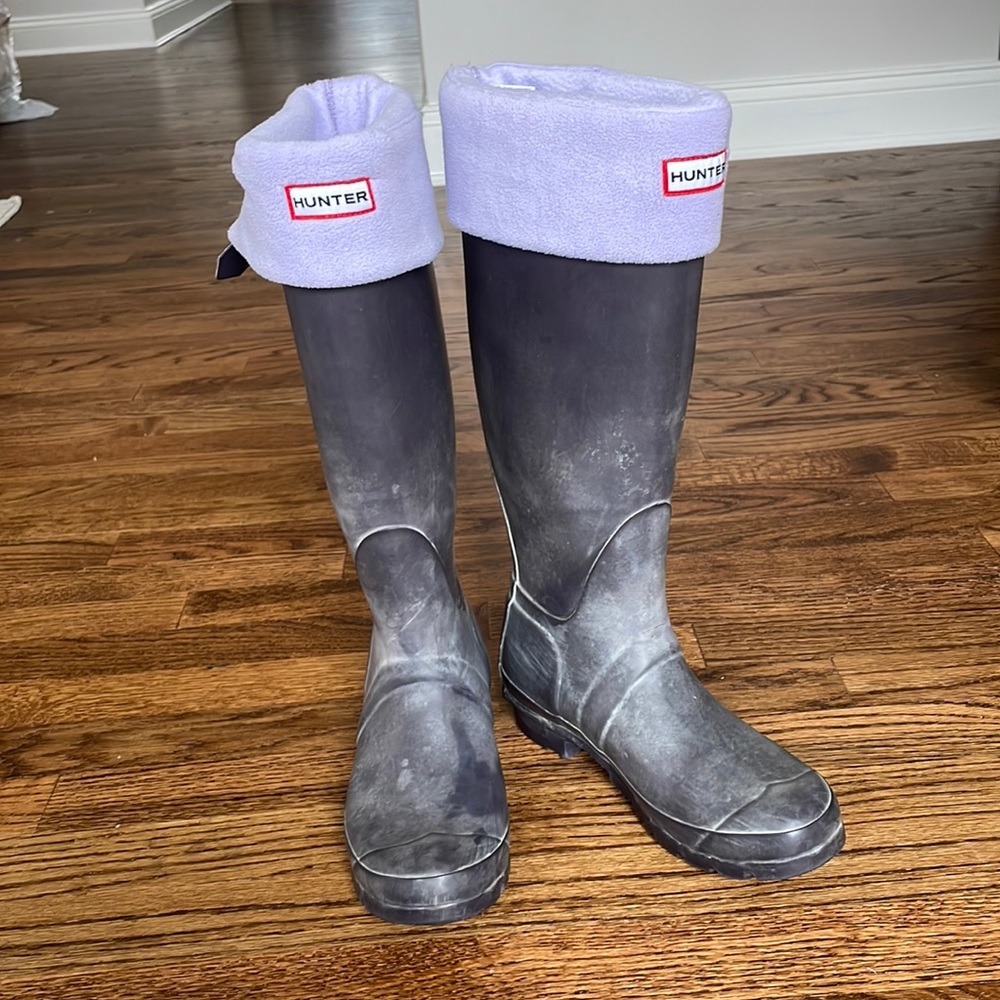 Tall Hunter Rain boots size us 6m/7f with warm inserts